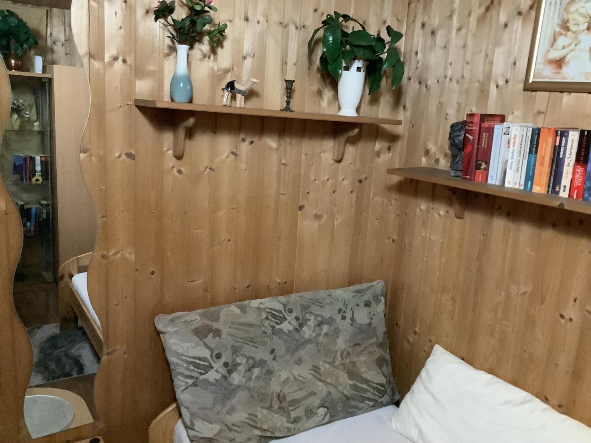 Schoenes Zimmer Im Seterant/Untergeschoss Essen Exteriör bild