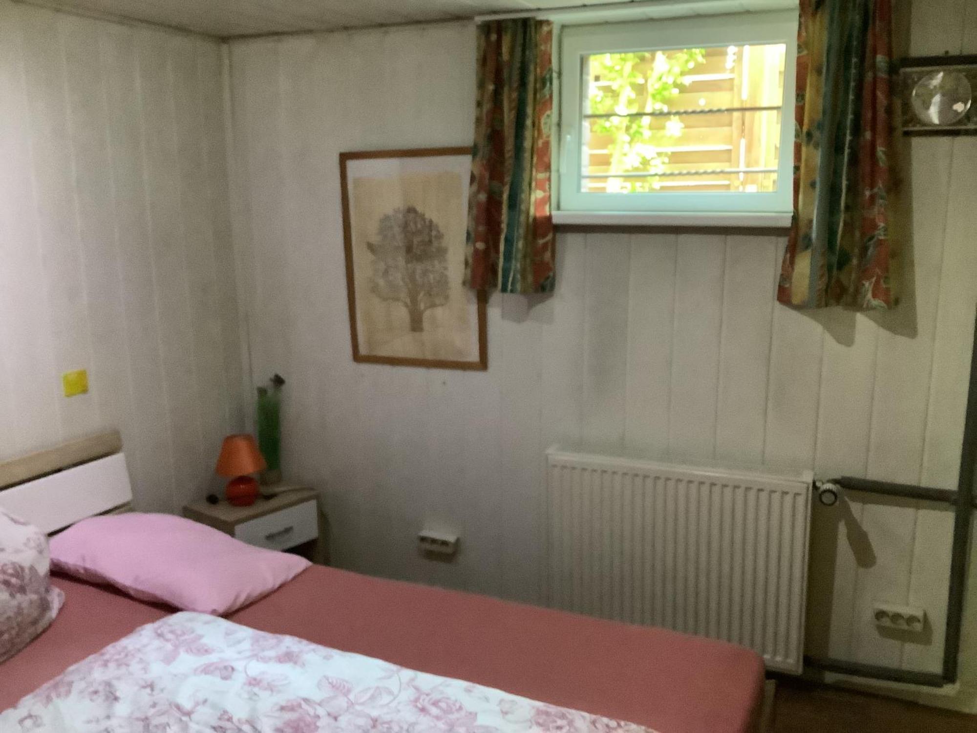 Schoenes Zimmer Im Seterant/Untergeschoss Essen Exteriör bild